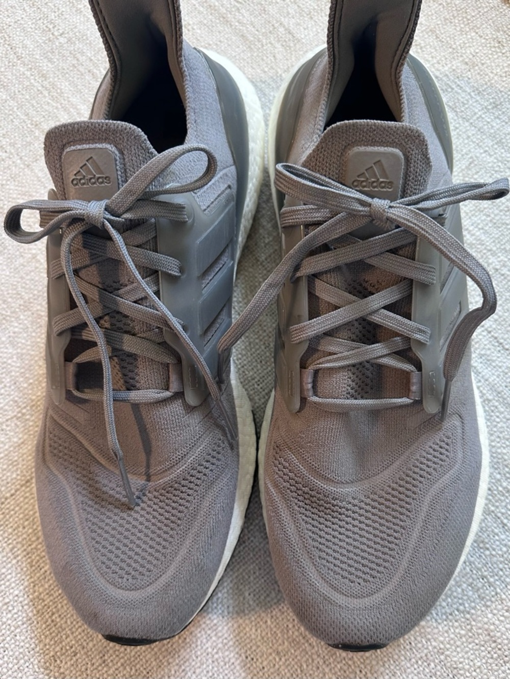 ADIDAS Ultraboost 22 Gray Running Shoe GX5460 Grey Three Athleisure Sport Men 11 - Picture 3 of 15